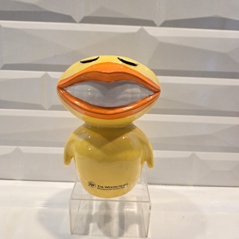 Ceramic‎ Bird Duck Planter Chicken Westin Hotel Renaissance Center Detroit